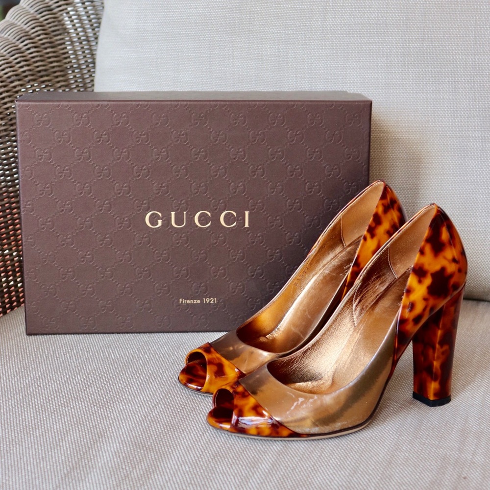 SOLD 🌟Host Pick🌟 GUCCI Tortoise Shell Metallic Pumps